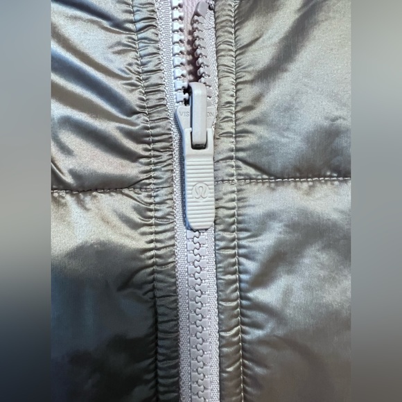 Lululemon Dark Chrome REVERSIBLE Non-Stop Bomber Jacket NWOT SIZE 10 - Picture 16 of 16